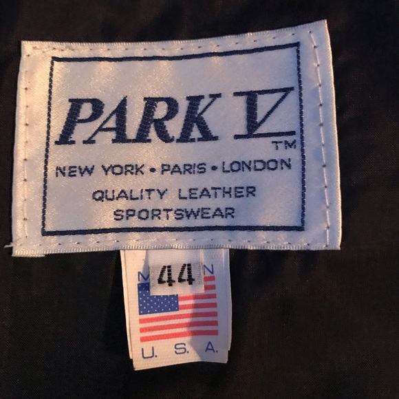 Mens Black Leather Vest Like New - Picture 3 of 3